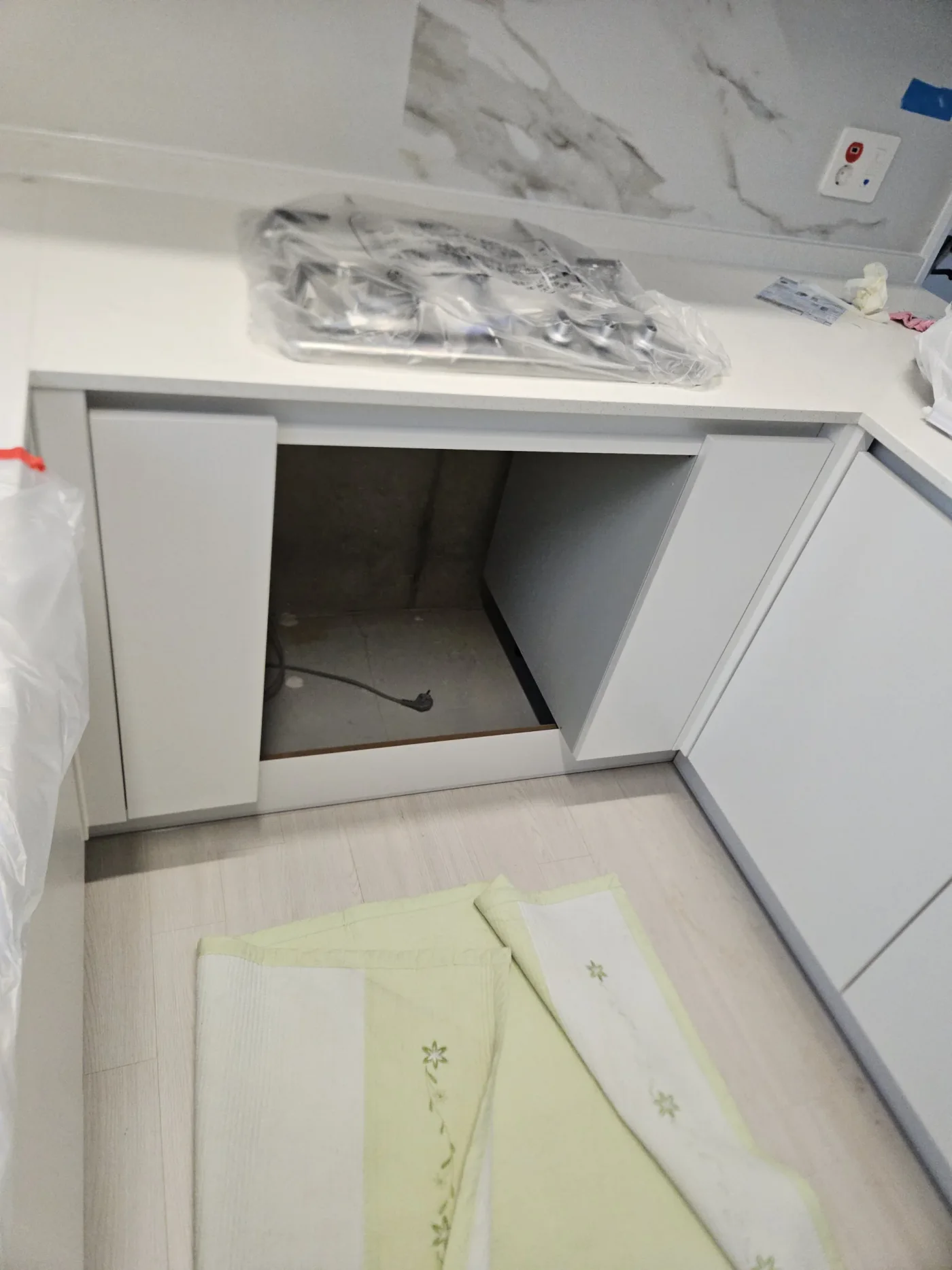 삼평동 싱크대하부장리폼 시공 전 사진