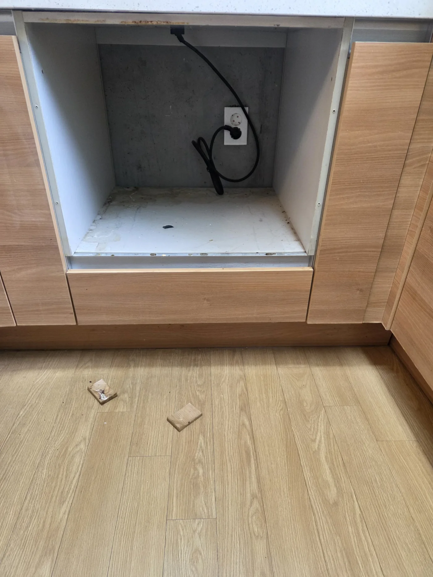 구래동 싱크대하부장리폼 시공 전 사진